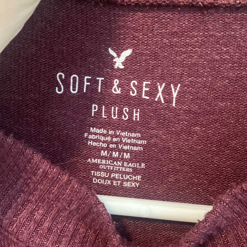 Maroon comfy pullover - Picture 3 of 3